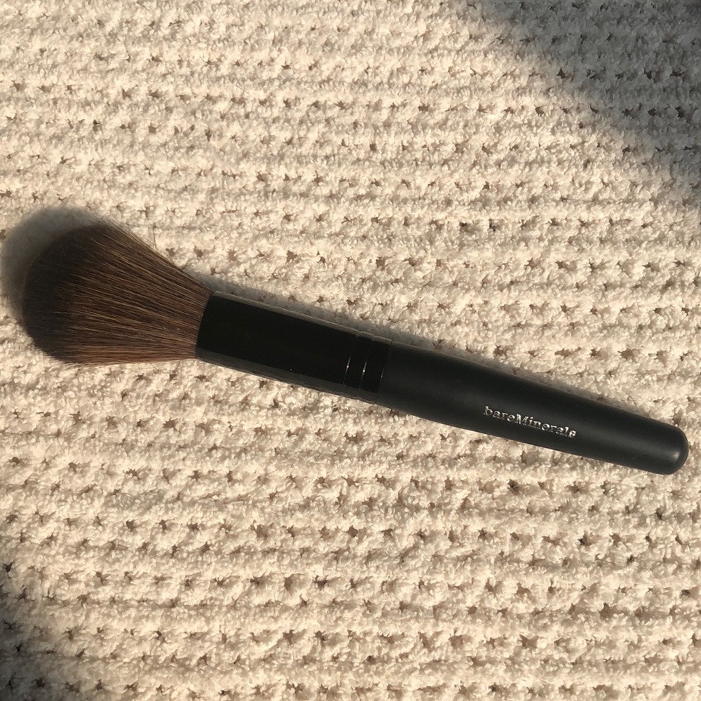 bareMinerals Flawless Finish Brush